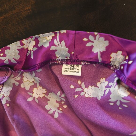 Chinese silk robe, Japanese floral print red short dressing robe, size Medium - Picture 9 of 9